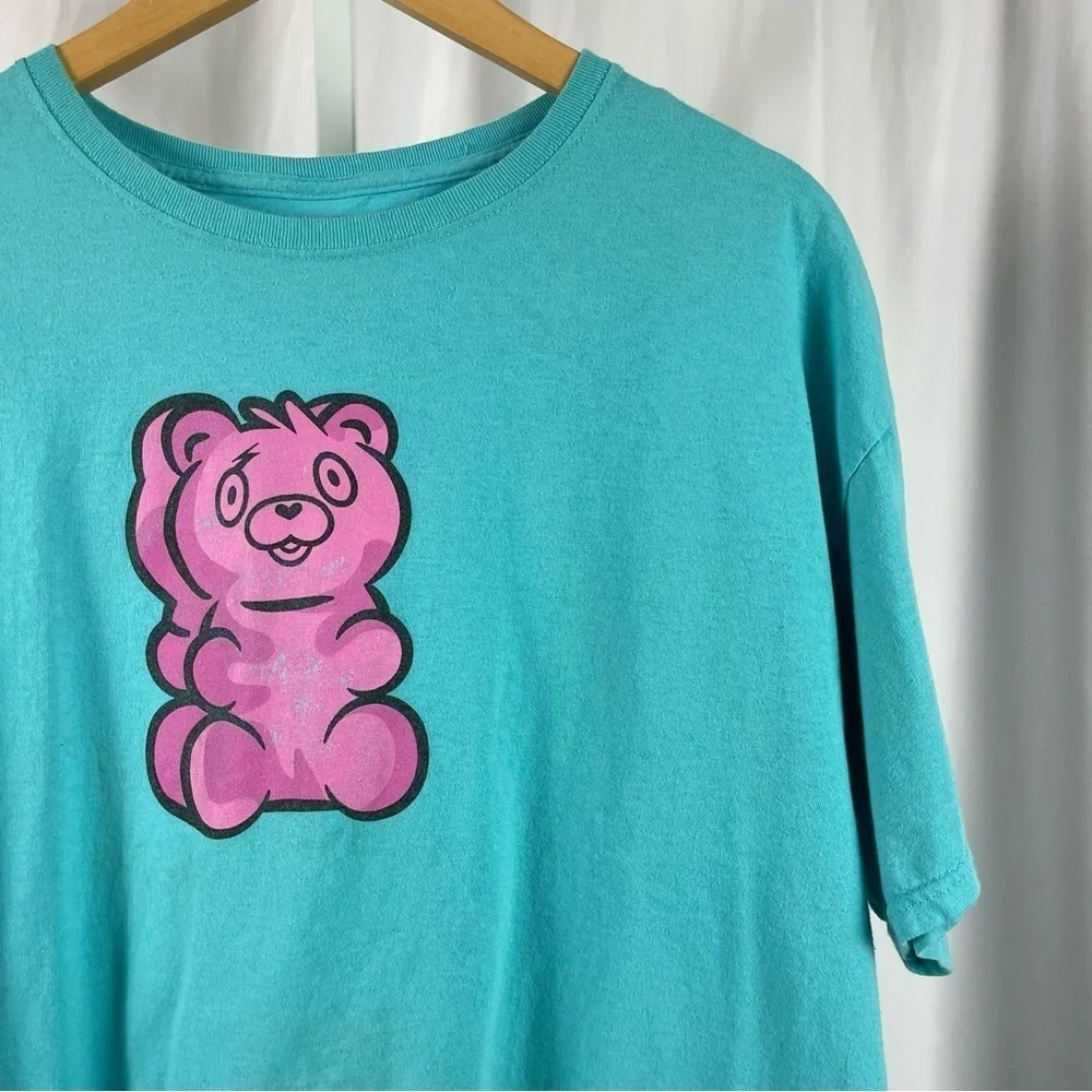 Fortnite XL Pastel Vibrant Gummy Bear Gamer Video Games Graphic Tee Shirt